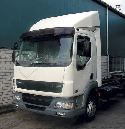 VISIERE DAF LF AVEC KIT DE FIXATION TOIT BAS POUR VEHICULE SANS ANTEVISEUR – Image 2