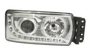 PHARE AVANT DROIT OPTION LED VENDU AVEC MODULE DE COMMANDE IVECO EUROCARGO APRES 2014