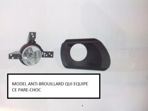 PARE CHOC IVECO DAILY AVEC TROU POUR ANTI-BROUILLARD ROND - COULEUR NOIR – Image 2