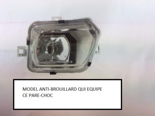 PARE CHOC IVECO DAILY AVEC TROU POUR ANTI-BROUILLARD RECTANGULAIRE - COULEUR NOIR – Image 2