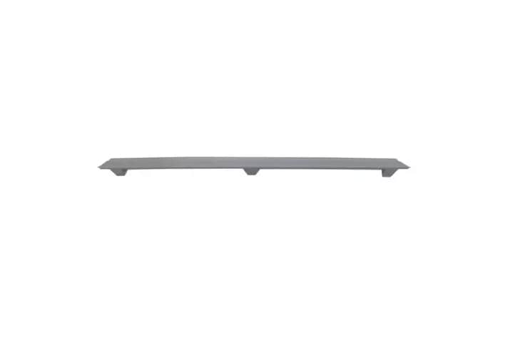 SPOILER PLASTIC CENTRAL GRIS VOLVO FH SERIE 4 EURO 6 SERIE 1 AVANT 2018
